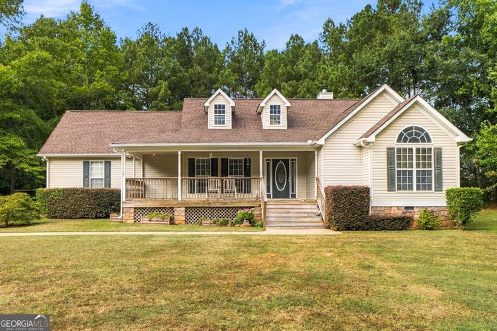 Photo 1 of 44 — 120 Buttrill RD, Jackson, GA 30233