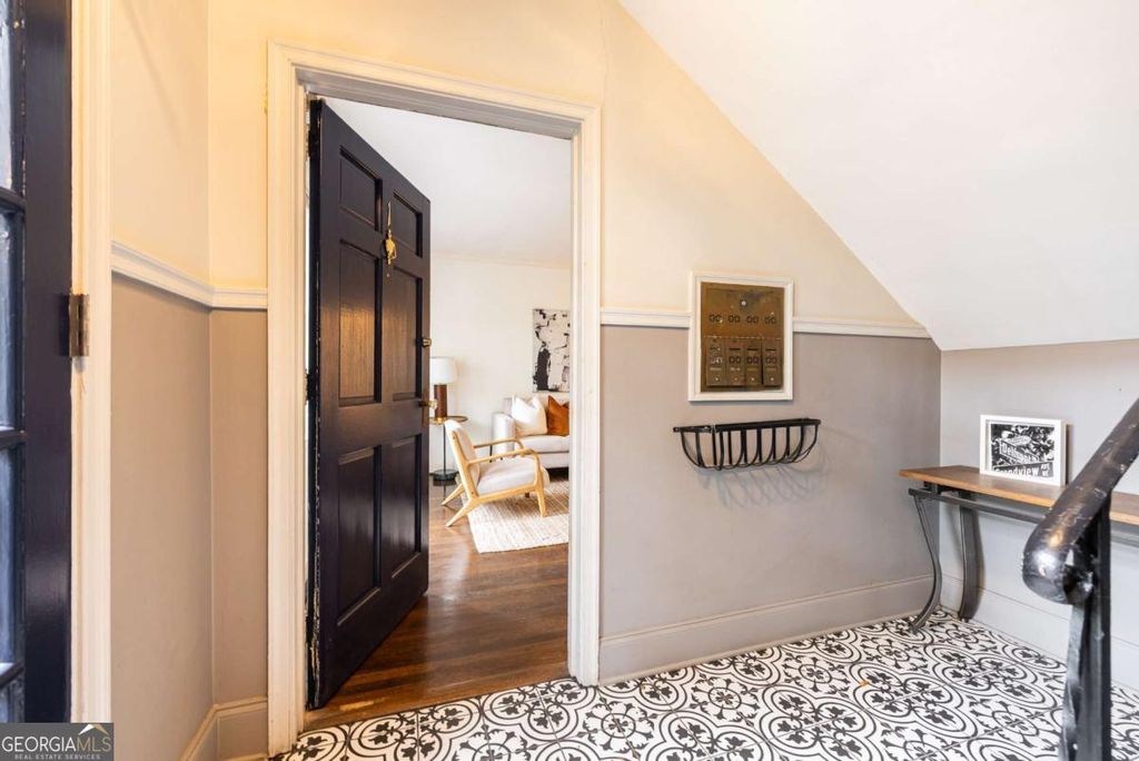 Photo of 55 Delmont Drive NE #D1, Atlanta, GA 30305 (MLS # 10656292)