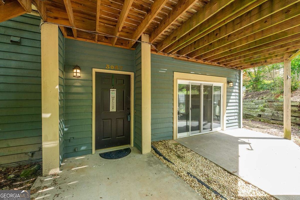 Photo of 3067 Steeplechase, Alpharetta, GA 30004 (MLS # 10841787)