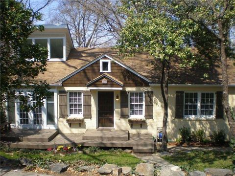 Photo of 395 Lofton Road NW, Atlanta, GA 30309 (MLS # 10669960)