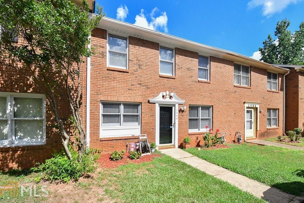 Welcome home to this cozy townhome in Stone Mountain. No need to rent when you can buy. This home features a spacious family room, private dining room and eat-in Kitchen with lots of lots of cabinet space. Rare roommate floor plan offering two master bedrooms each with a private bath. This is a great opportunity to buy in an established community. Close to dining and shopping, 15-20 minutes from attractions and hospital, 30 mins from downtown Atlanta and the ATL Airport.