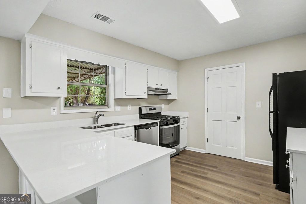 Photo of 1061 Gunners Walk, Tucker, GA 30084 (MLS # 10812396)