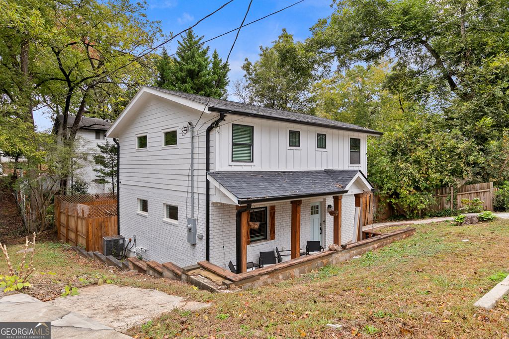 Photo of 1887 E Farris Avenue, East Point, GA 30344 (MLS # 10637467)