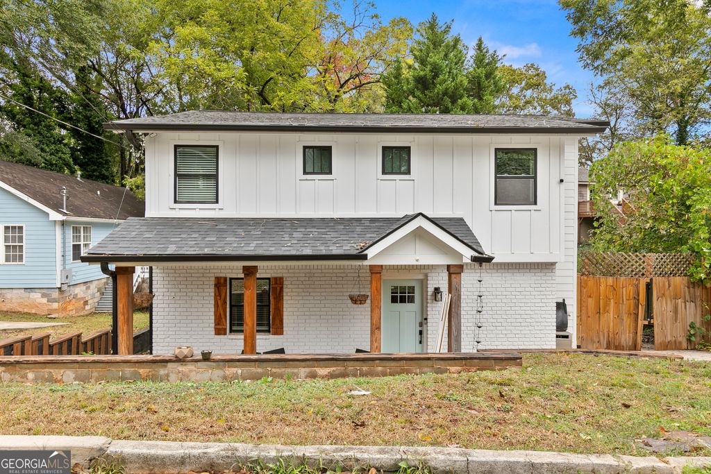 Photo of 1887 E Farris Avenue, East Point, GA 30344 (MLS # 10637467)