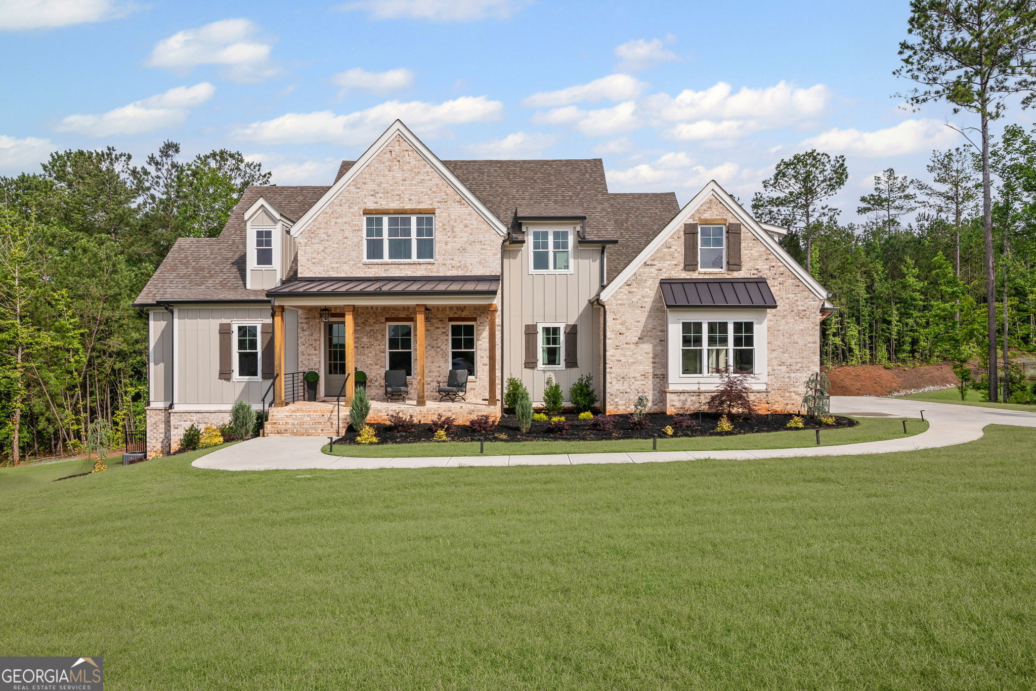 40 Fernbank WAY