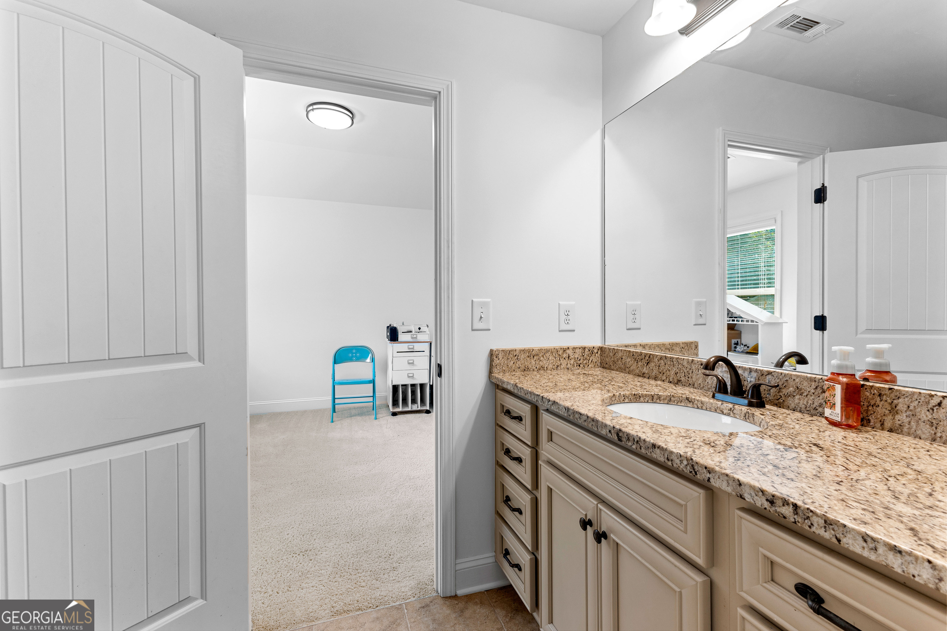 Fayetteville, Georgia 30215, United States, 7 Bedrooms Bedrooms, ,5 BathroomsBathrooms,Residential,Active,185295