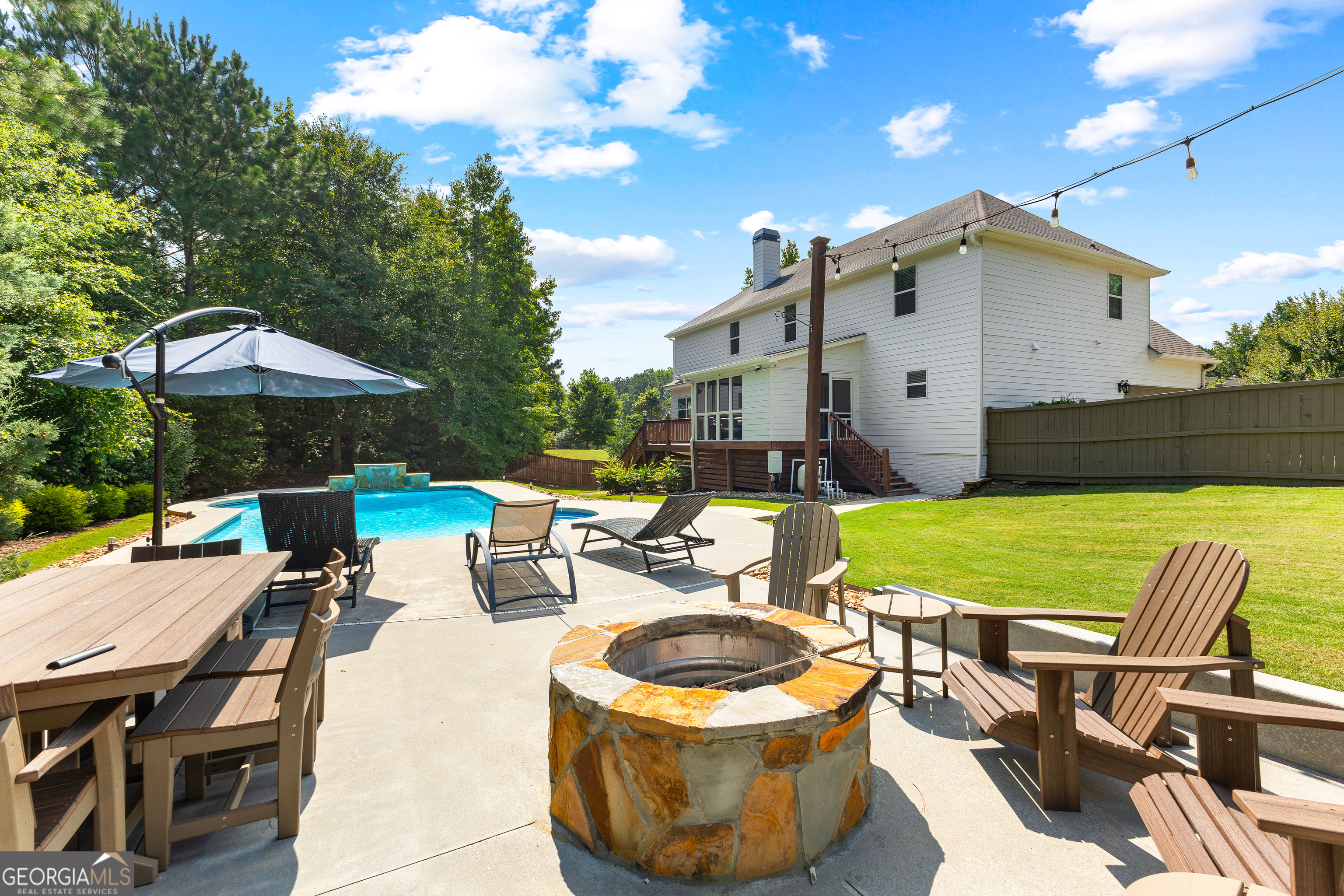 Fayetteville, Georgia 30215, United States, 7 Bedrooms Bedrooms, ,5 BathroomsBathrooms,Residential,Active,185295