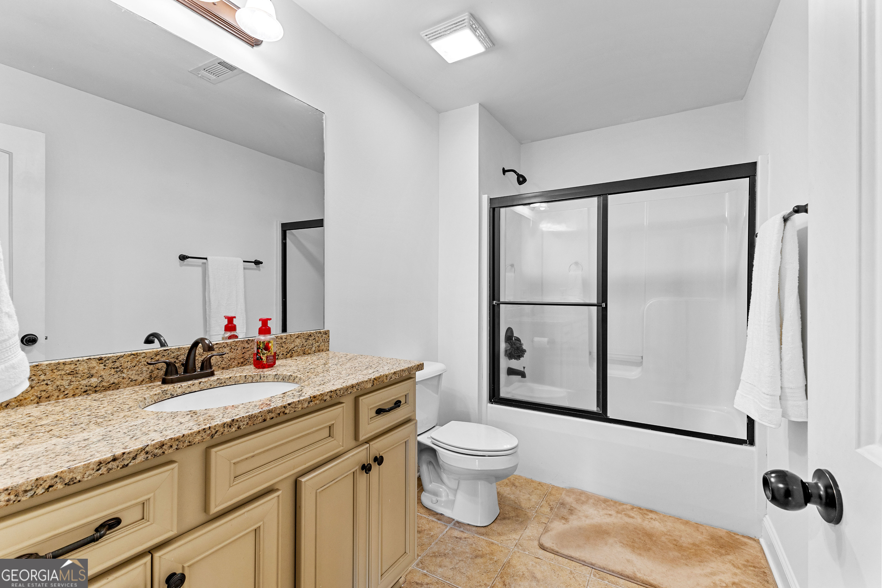 Fayetteville, Georgia 30215, United States, 7 Bedrooms Bedrooms, ,5 BathroomsBathrooms,Residential,Active,185295