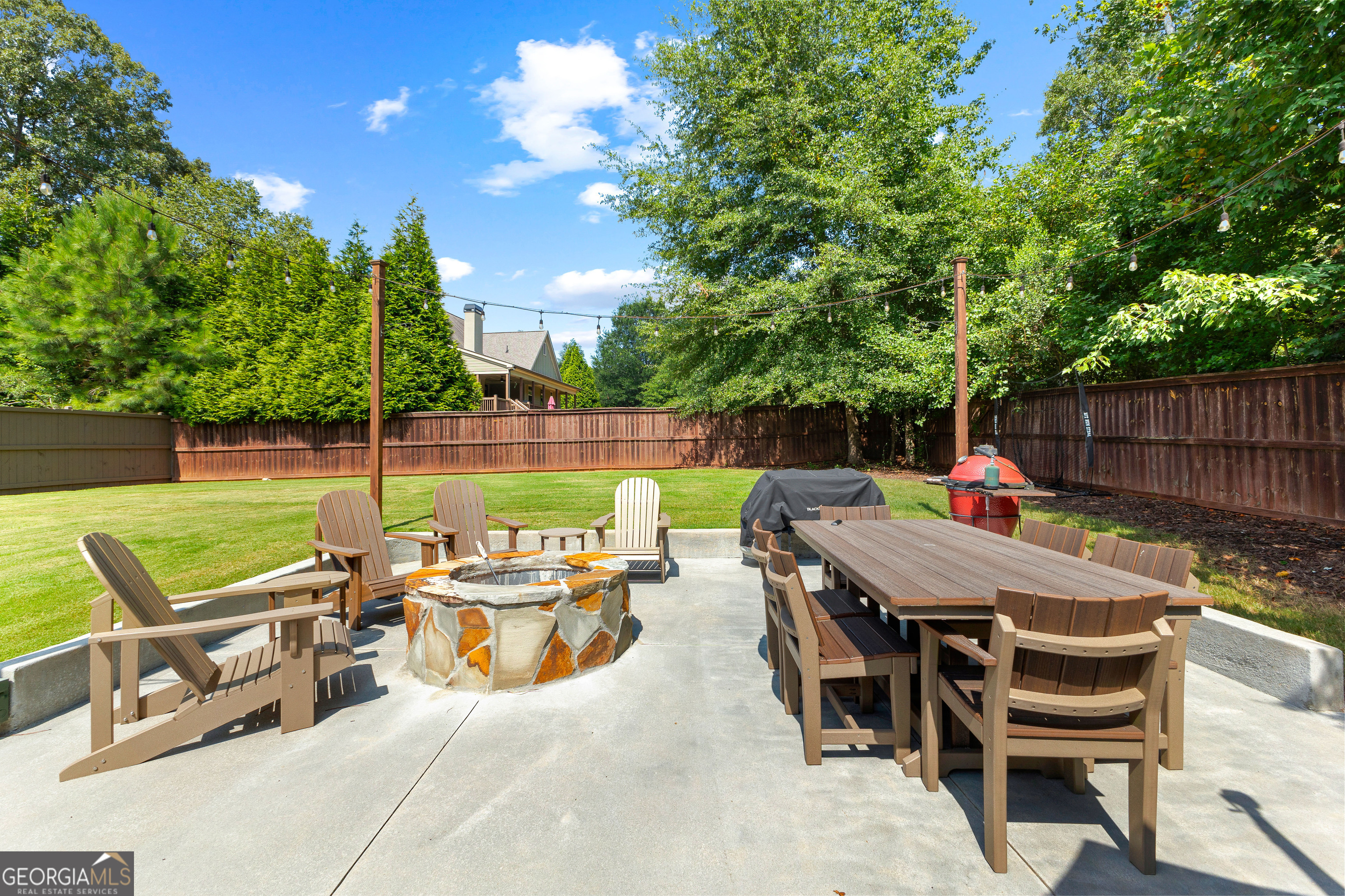 Fayetteville, Georgia 30215, United States, 7 Bedrooms Bedrooms, ,5 BathroomsBathrooms,Residential,Active,185295