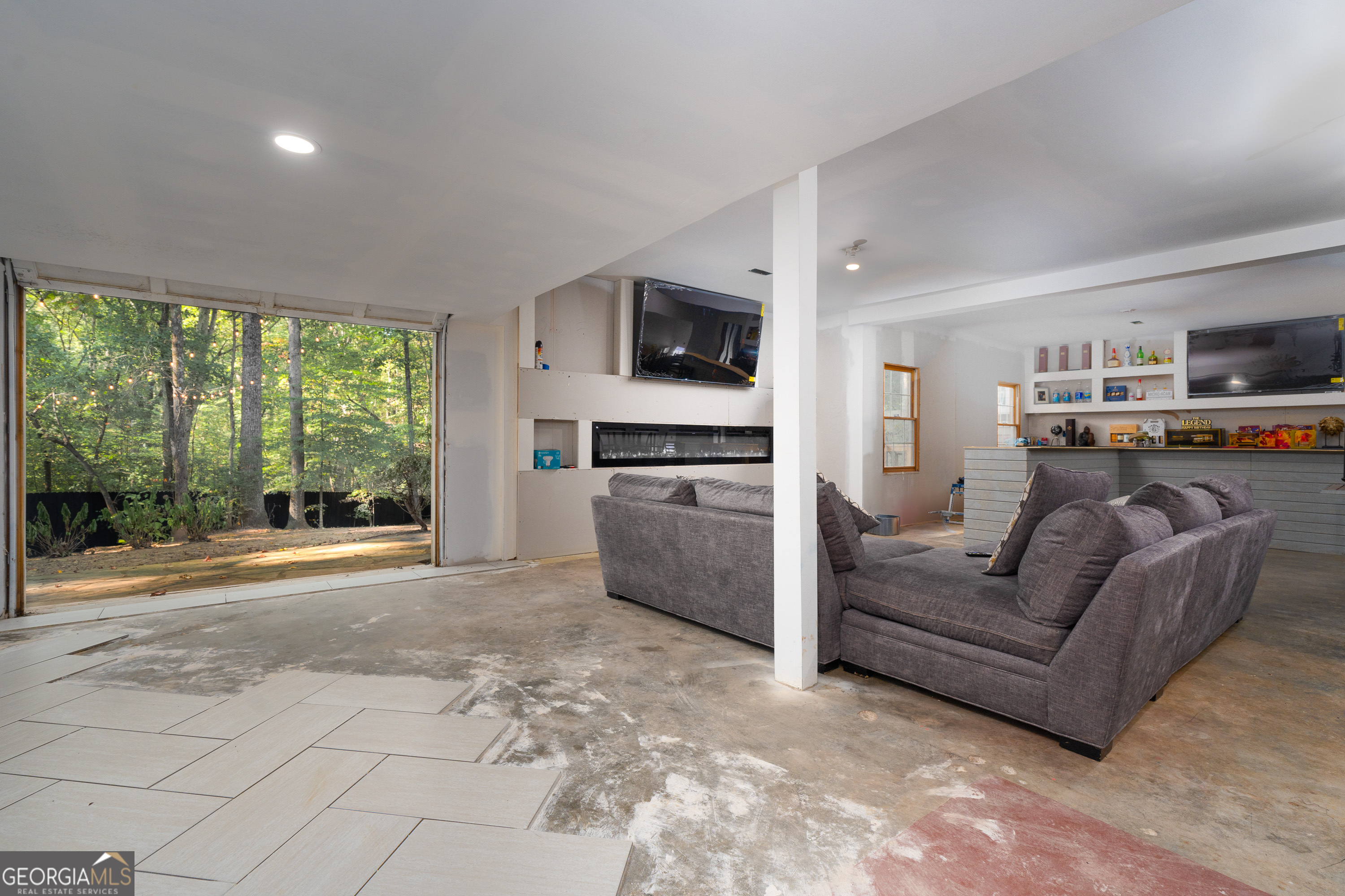 Hamptons Grant - Residential