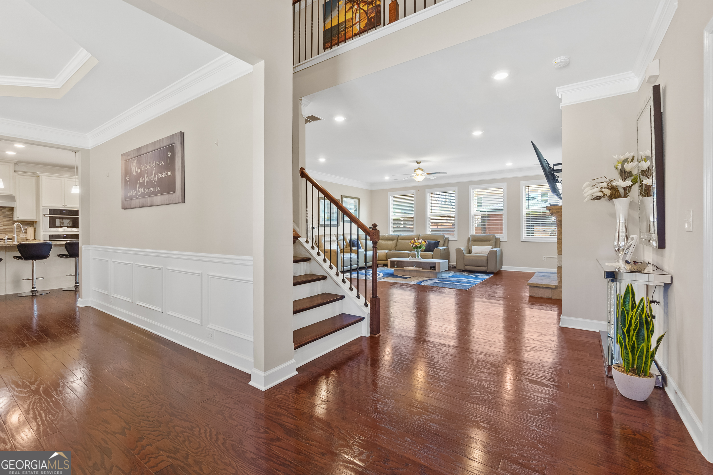 5910 Roxboro CT