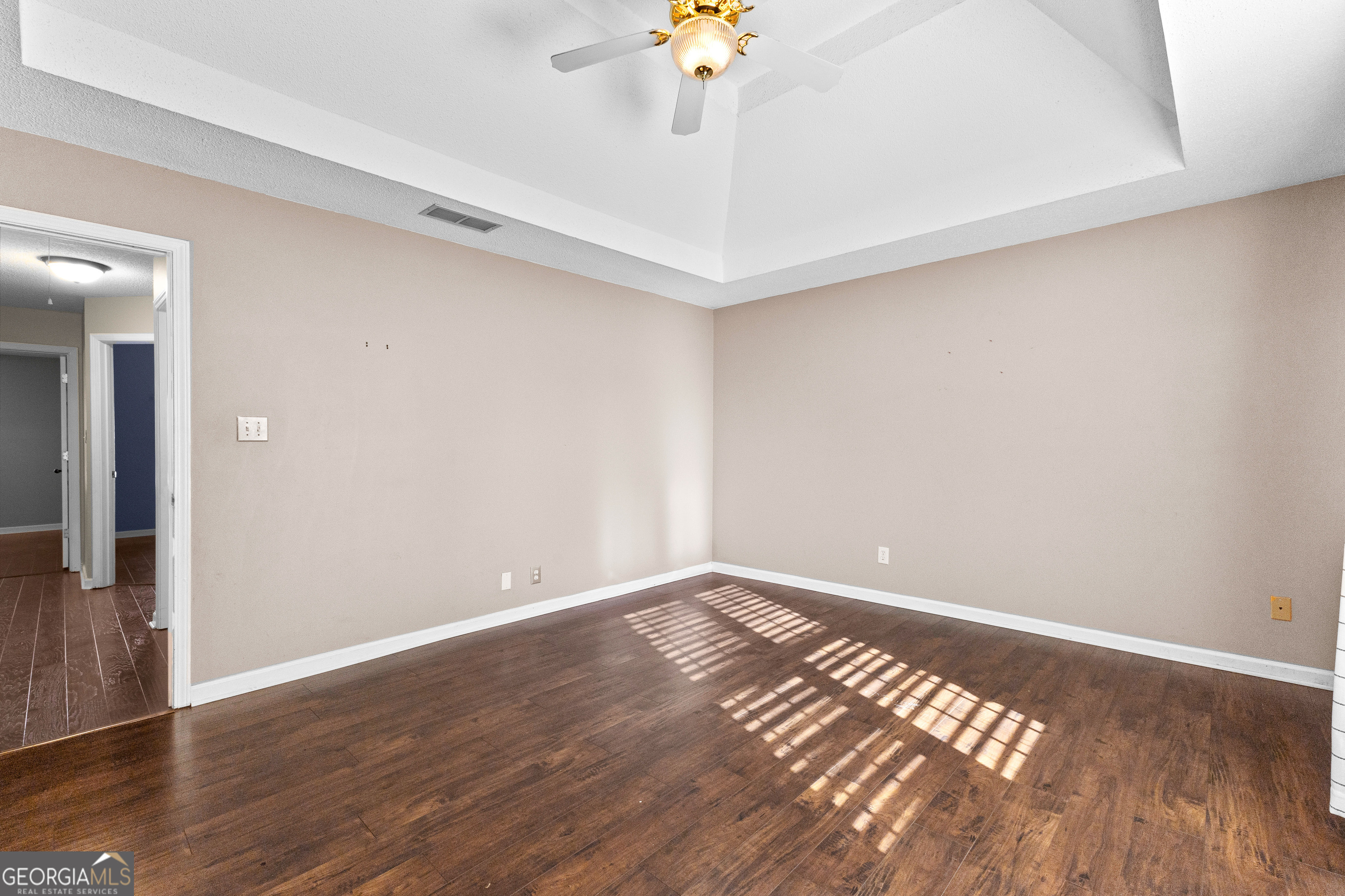 Fayetteville, Georgia 30215, United States, 4 Bedrooms Bedrooms, ,2 BathroomsBathrooms,Residential,Pending,16690