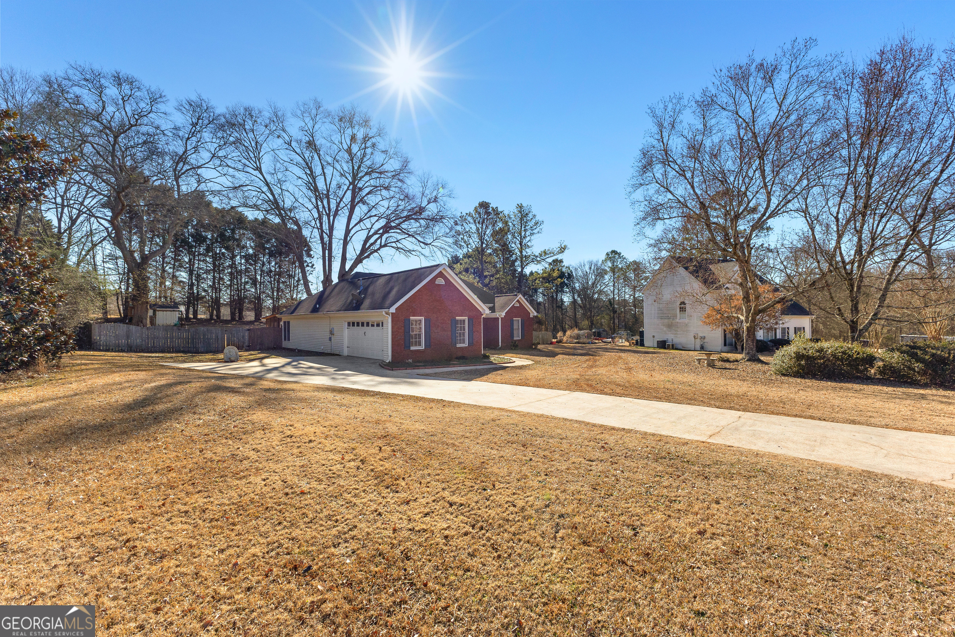 Fayetteville, Georgia 30215, United States, 4 Bedrooms Bedrooms, ,2 BathroomsBathrooms,Residential,Pending,16690