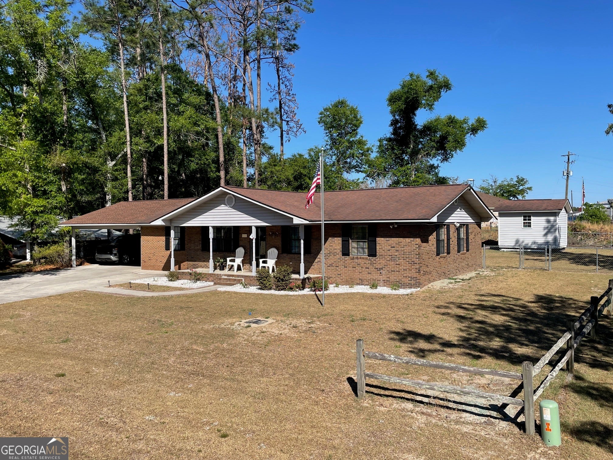 121 Camellia DR