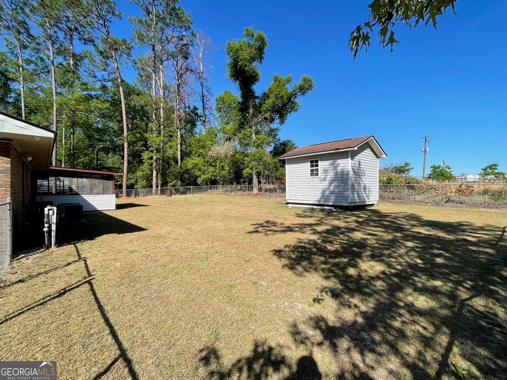 121 Camellia DR