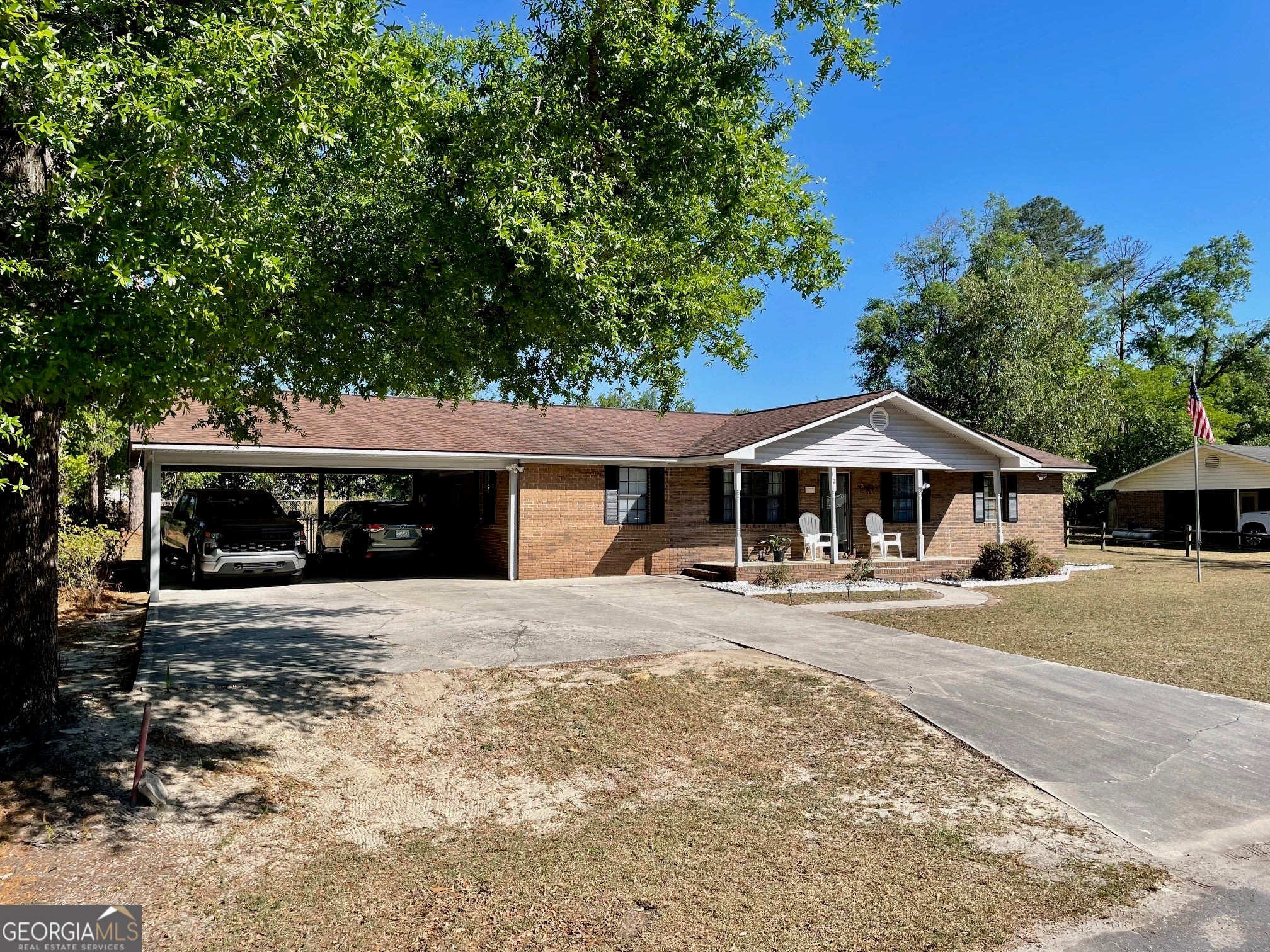 121 Camellia DR