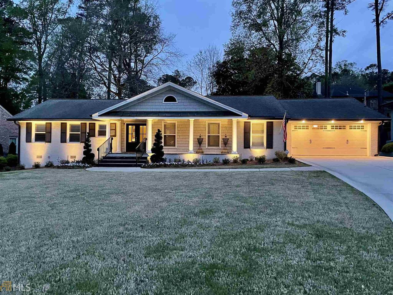 Echo Lake - Residential