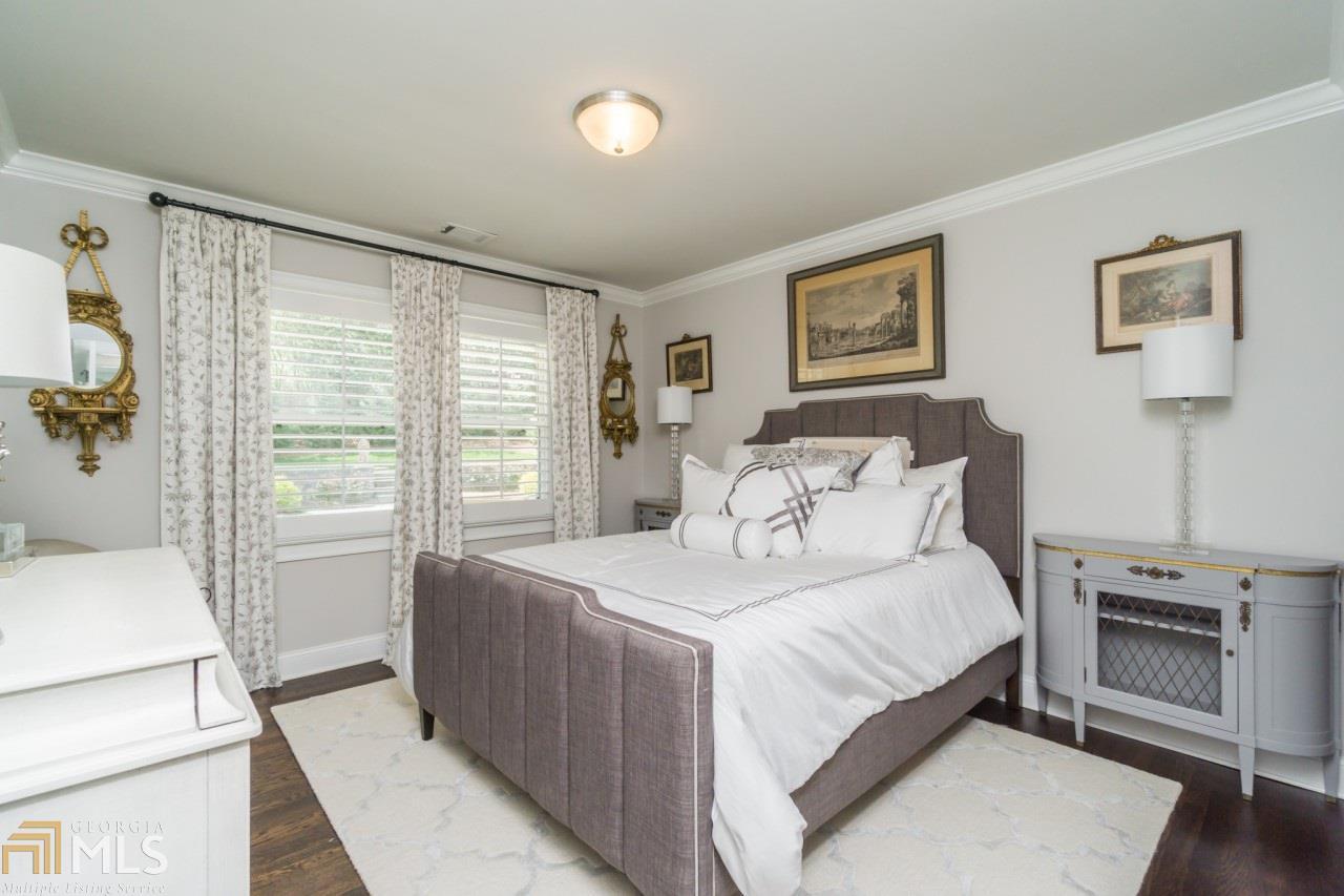 Echo Lake - Residential