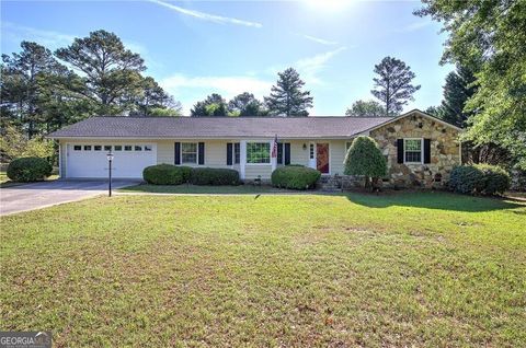 Photo of 18 Alpine Drive, Cartersville, GA 30120 (MLS # 10732922)