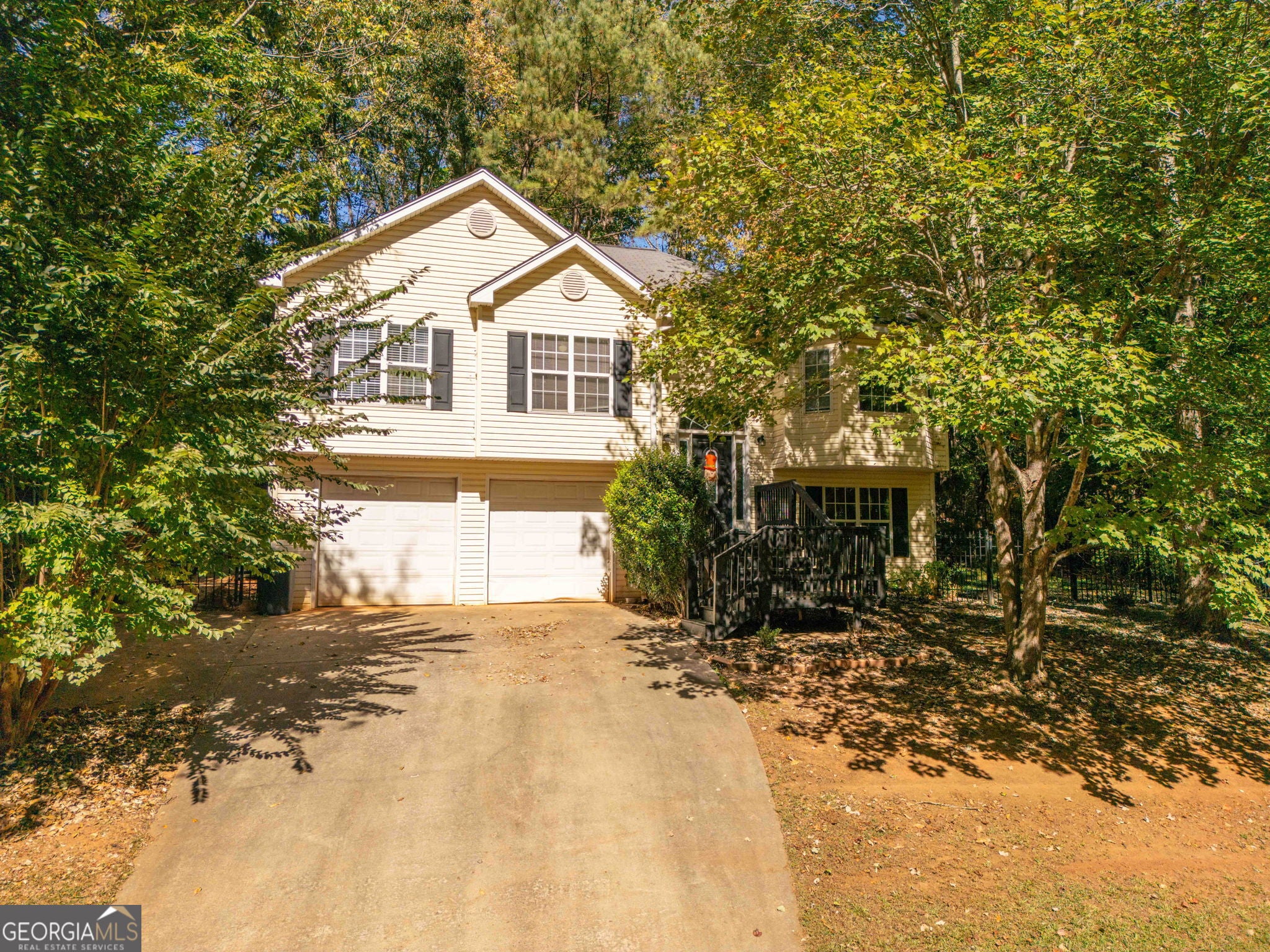 3126 Arrowhead DR