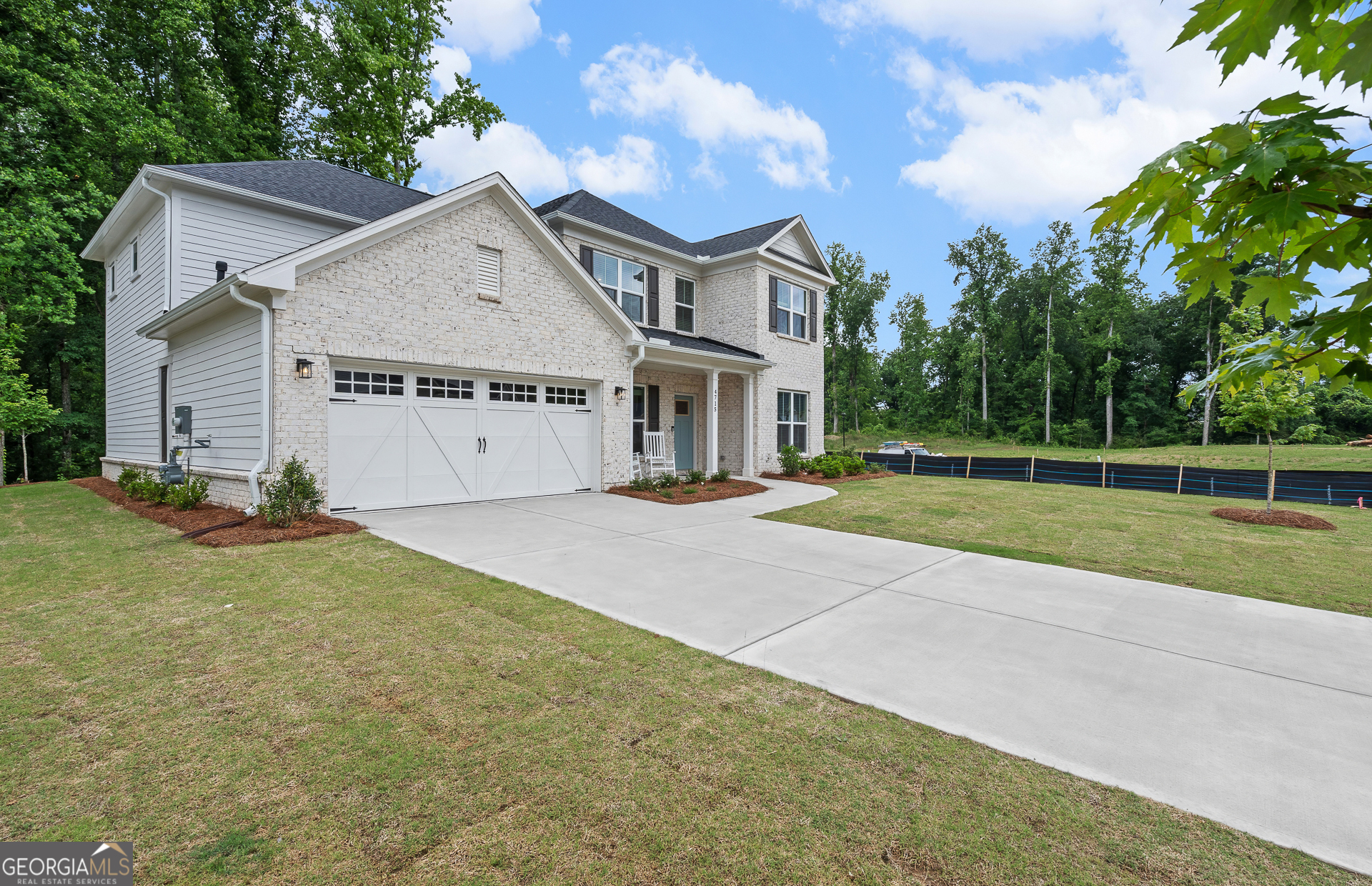 4715 Rosarian DR