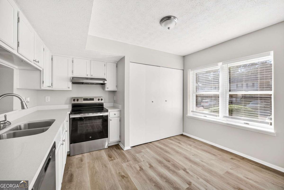 1417 Springleaf CIR SE