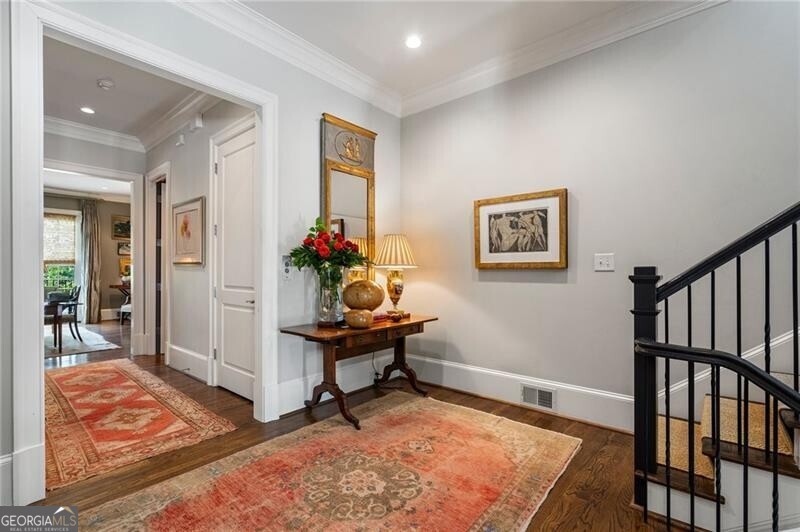 122 Old Ivy RD NE 17