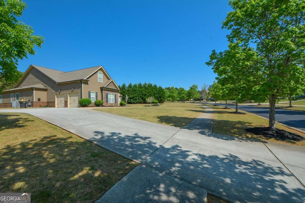 Photo of 125 Haddonstone Drive, Fayetteville, GA 30215 (MLS # 10742323)