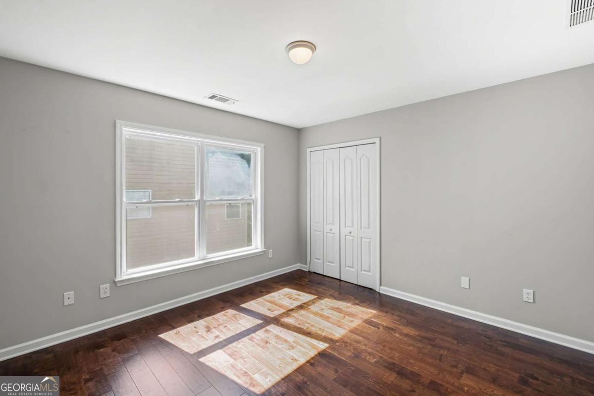 Manor at Mill Creek - Residential