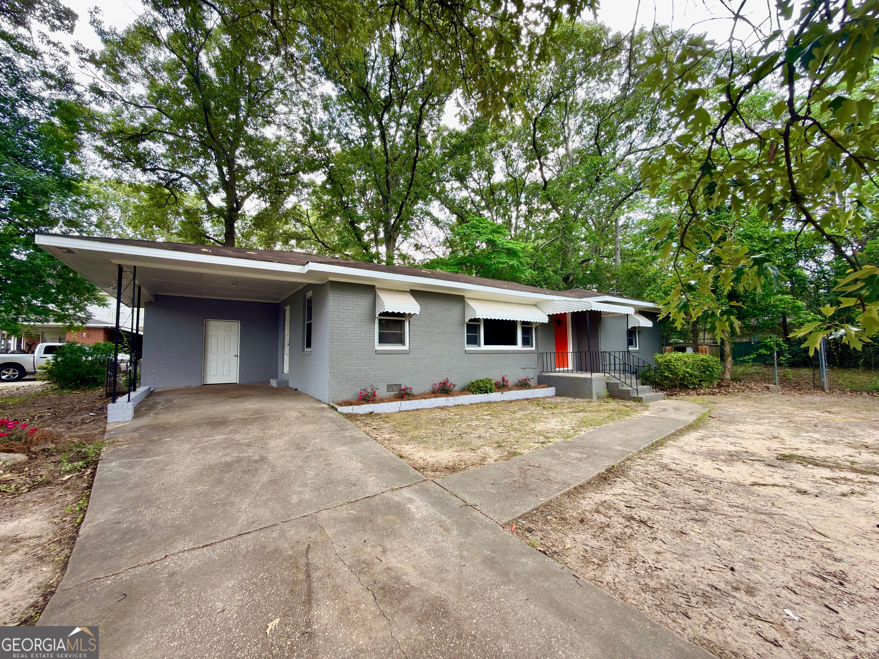 101 Sparta ST