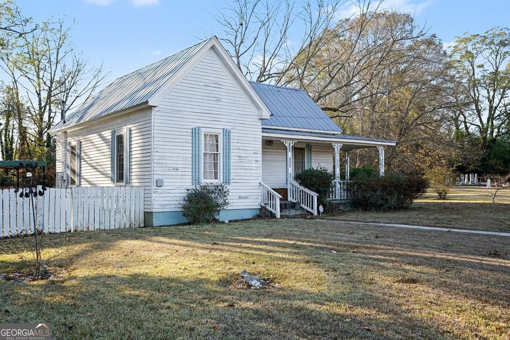 Photo of 38 Mcdonough Street, Hampton, GA 30228 (MLS # 10658065)