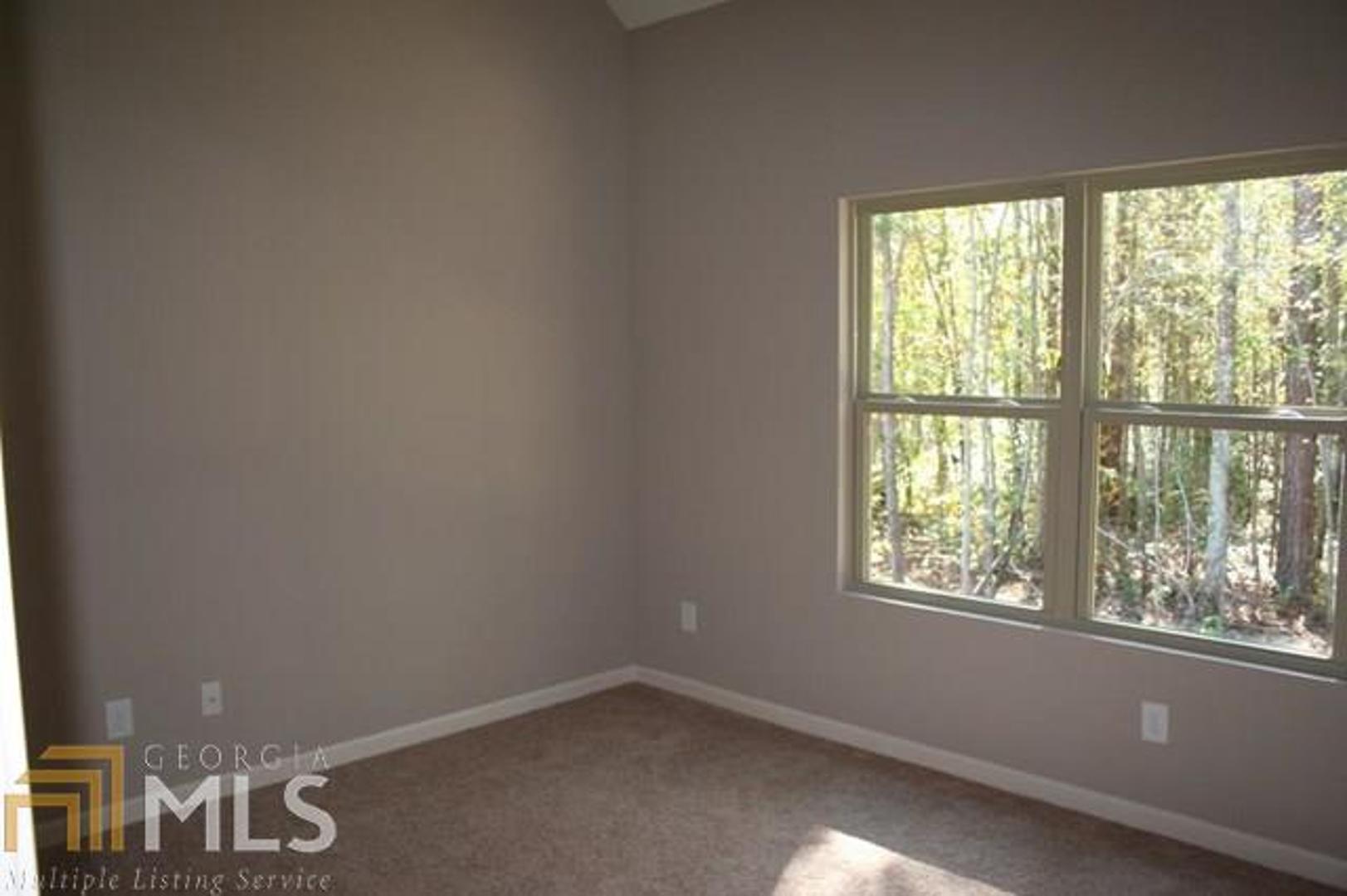 Eagle Trace - Residential
