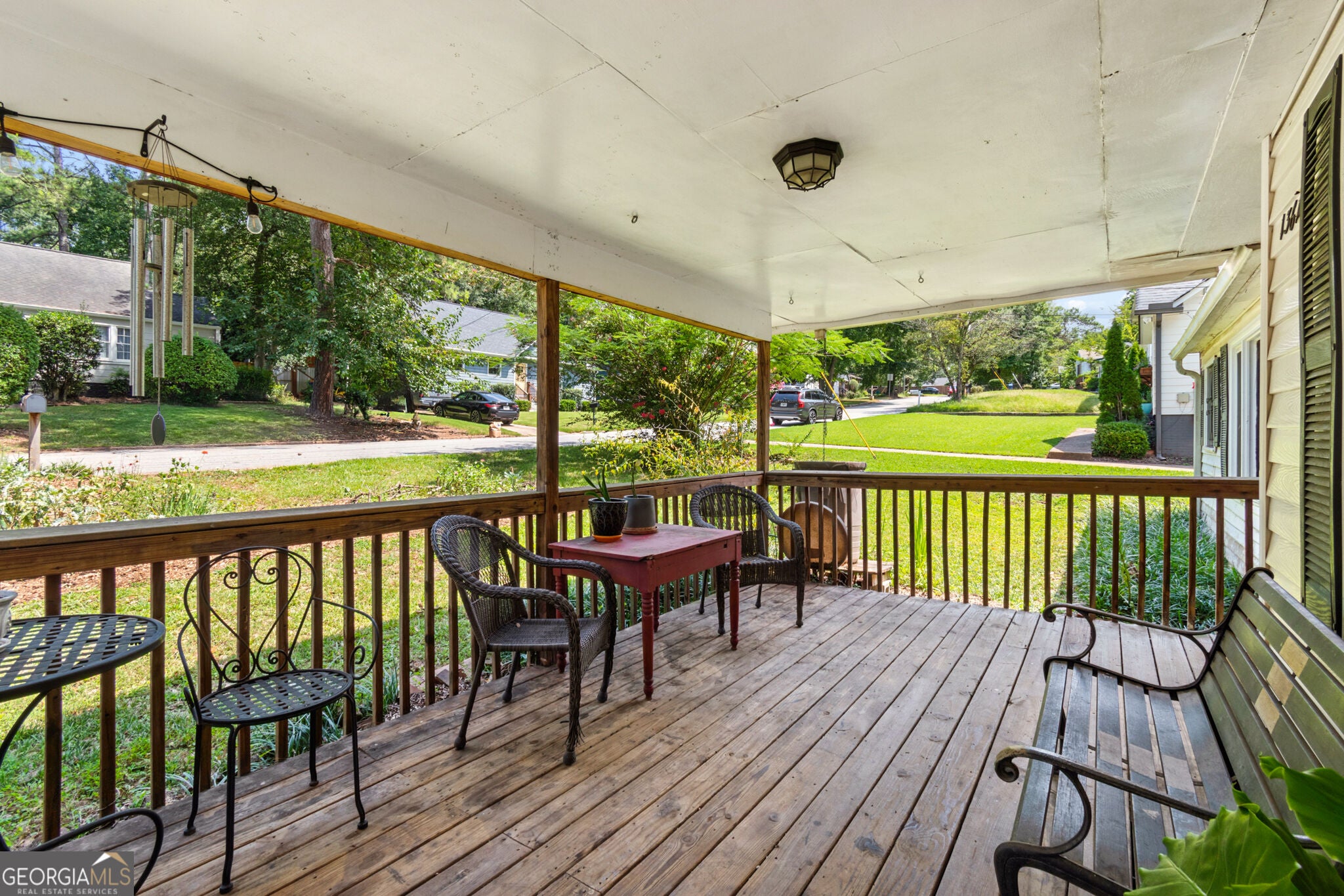 1361 Lochland RD SE