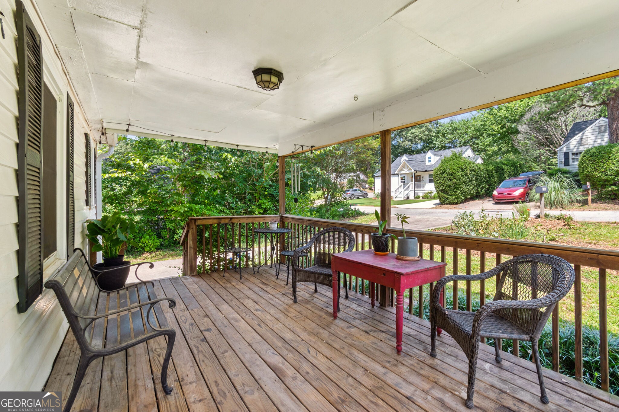 1361 Lochland RD SE