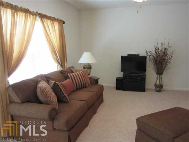 Highland Pointe At Oakmont - Residential