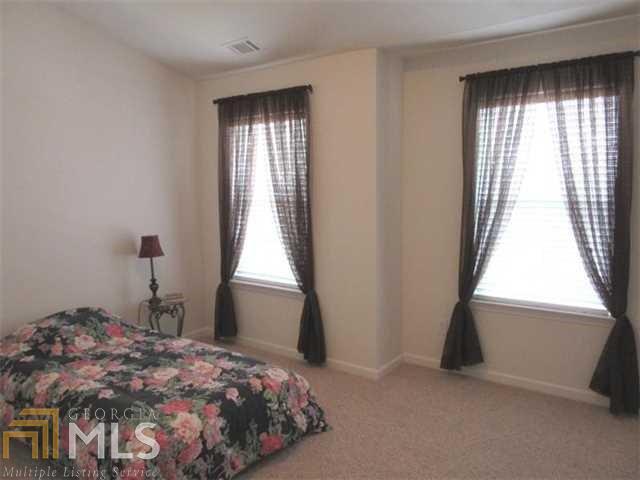 Highland Pointe At Oakmont - Residential