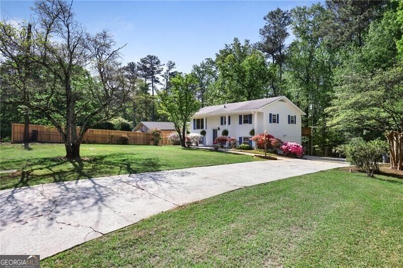 1995 Calvary Hill CT SW