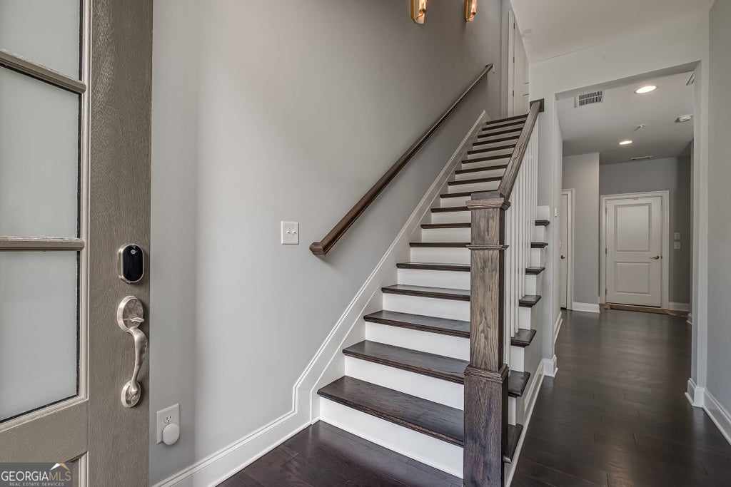 Photo of 6719 Encore Boulevard, Sandy Springs, GA 30328 (MLS # 10822711)