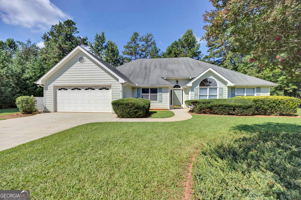 Photo of 4860 Thornwood Drive, Covington, GA 30016 (MLS # 10825225)