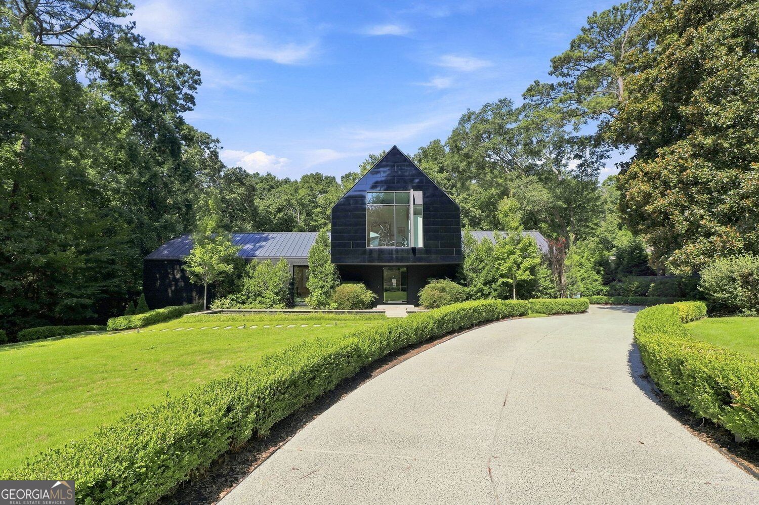 2716 Ridgewood RD