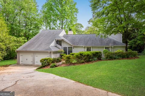 2100 Stone Hollow CT Marietta GA 30062
