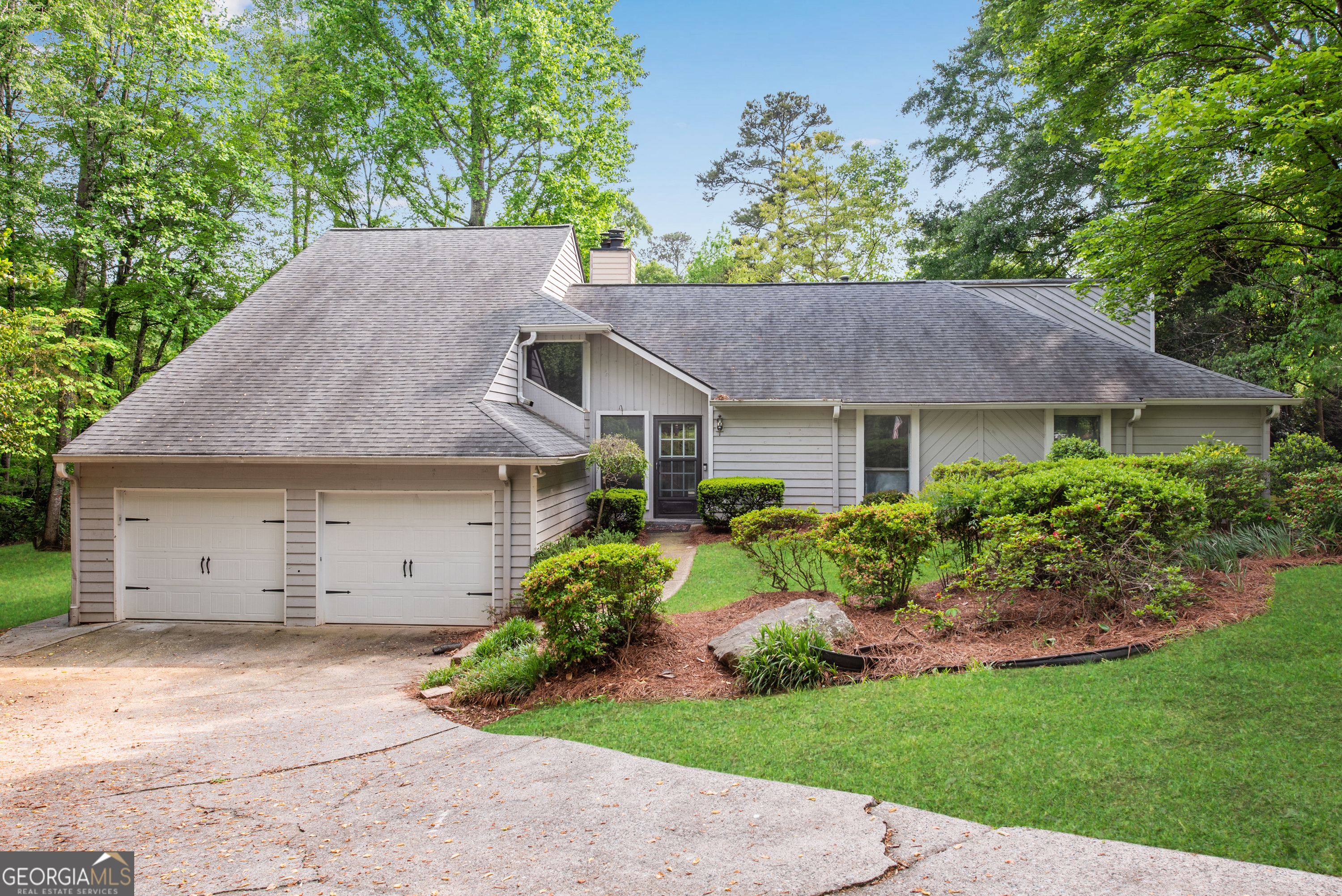 2100 Stone Hollow CT