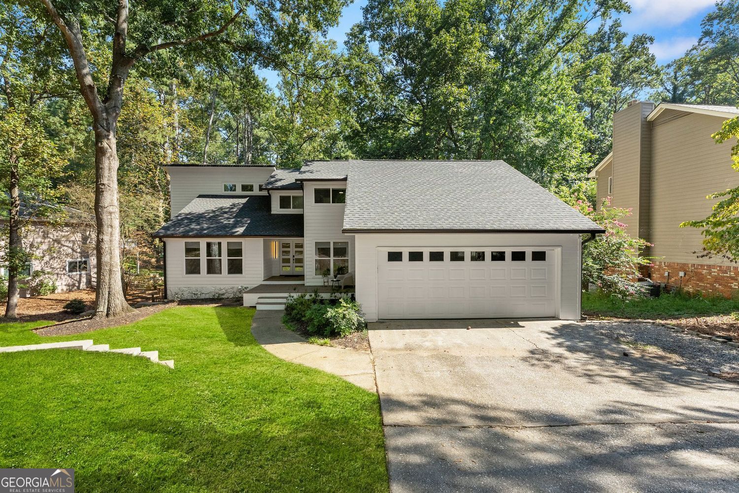 3040 Roxburgh DR