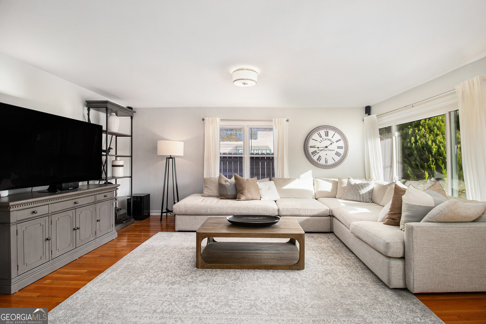 1320 Windsor PKWY NE