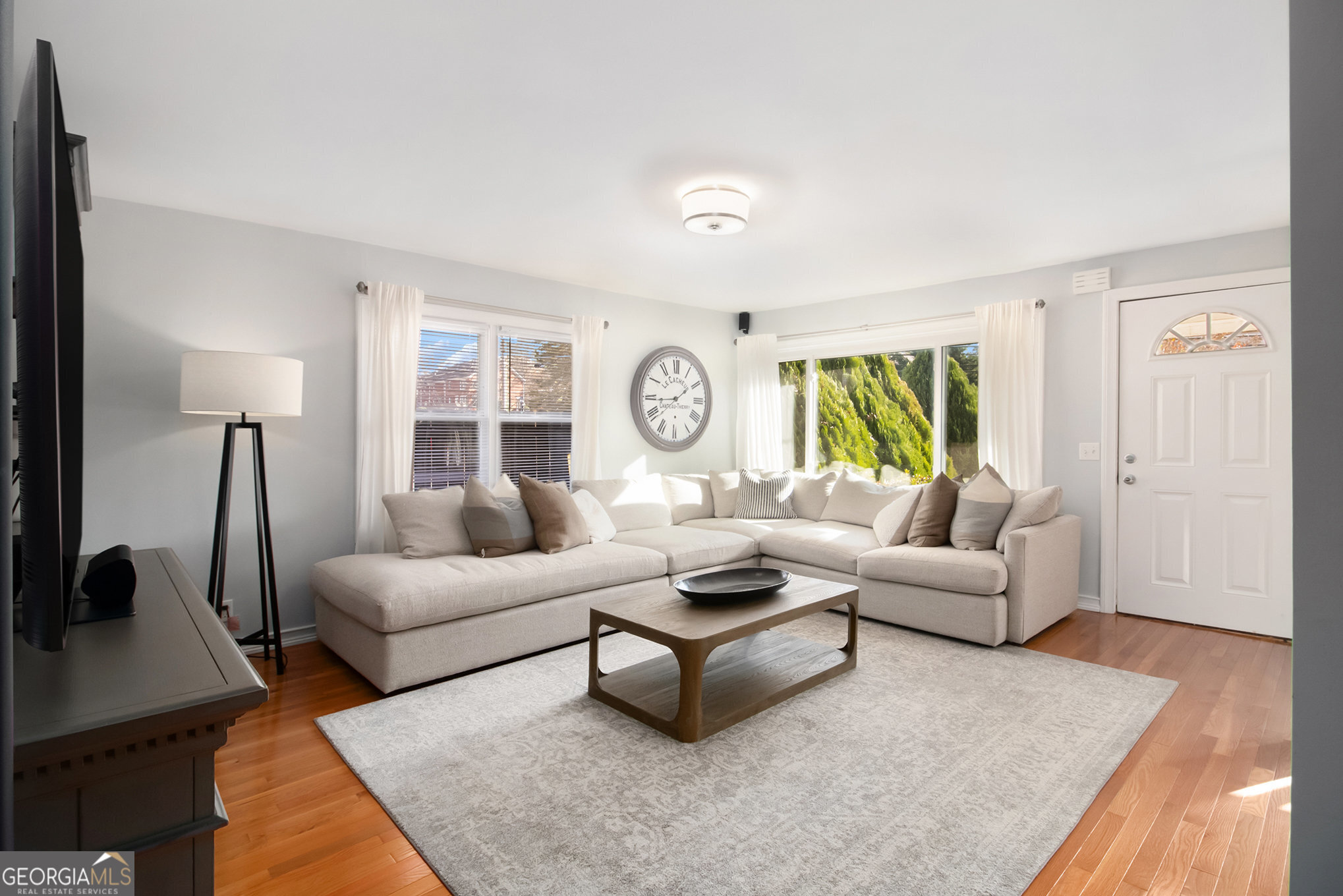 1320 Windsor PKWY NE