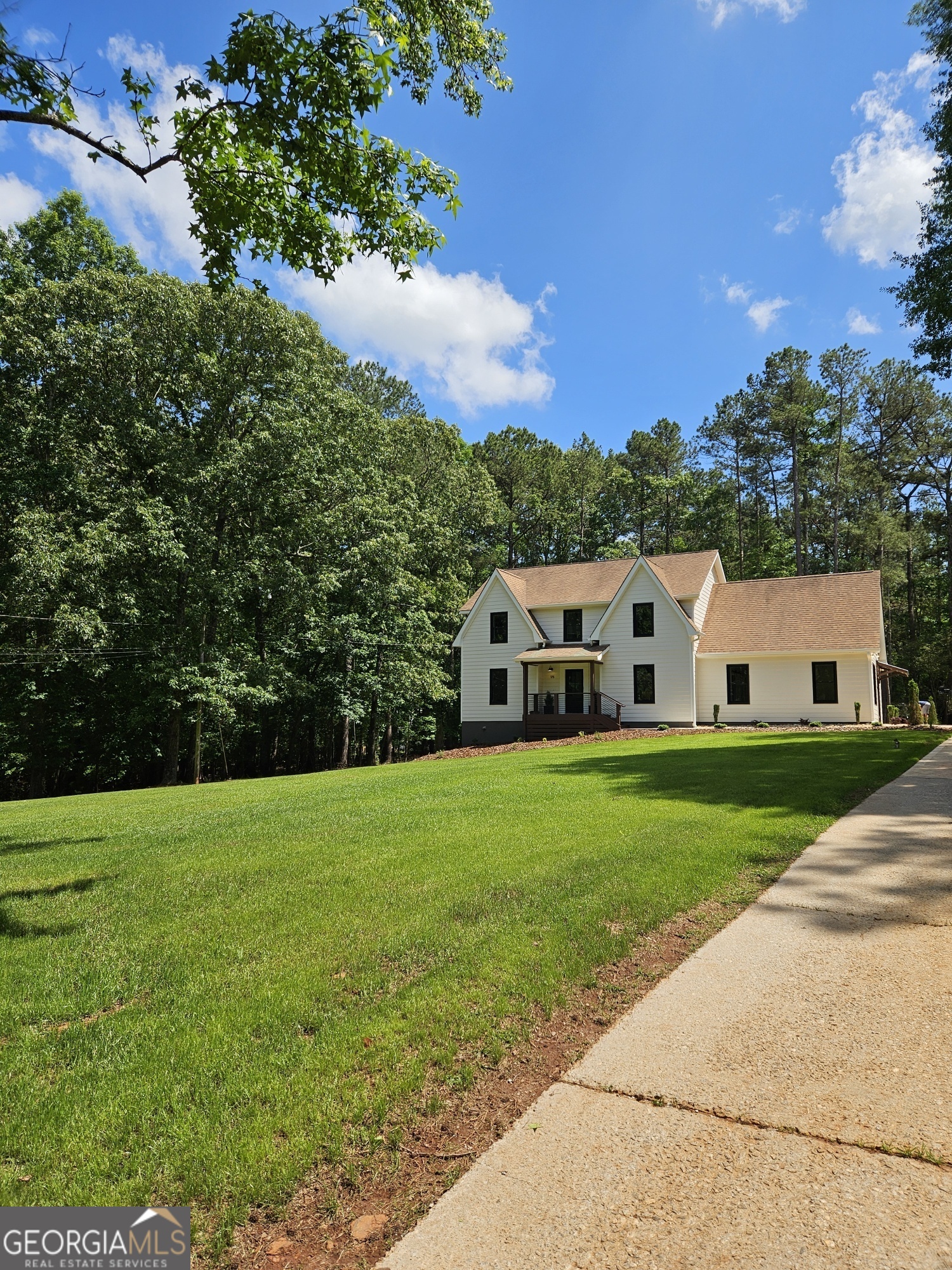 175 Forest Lake DR