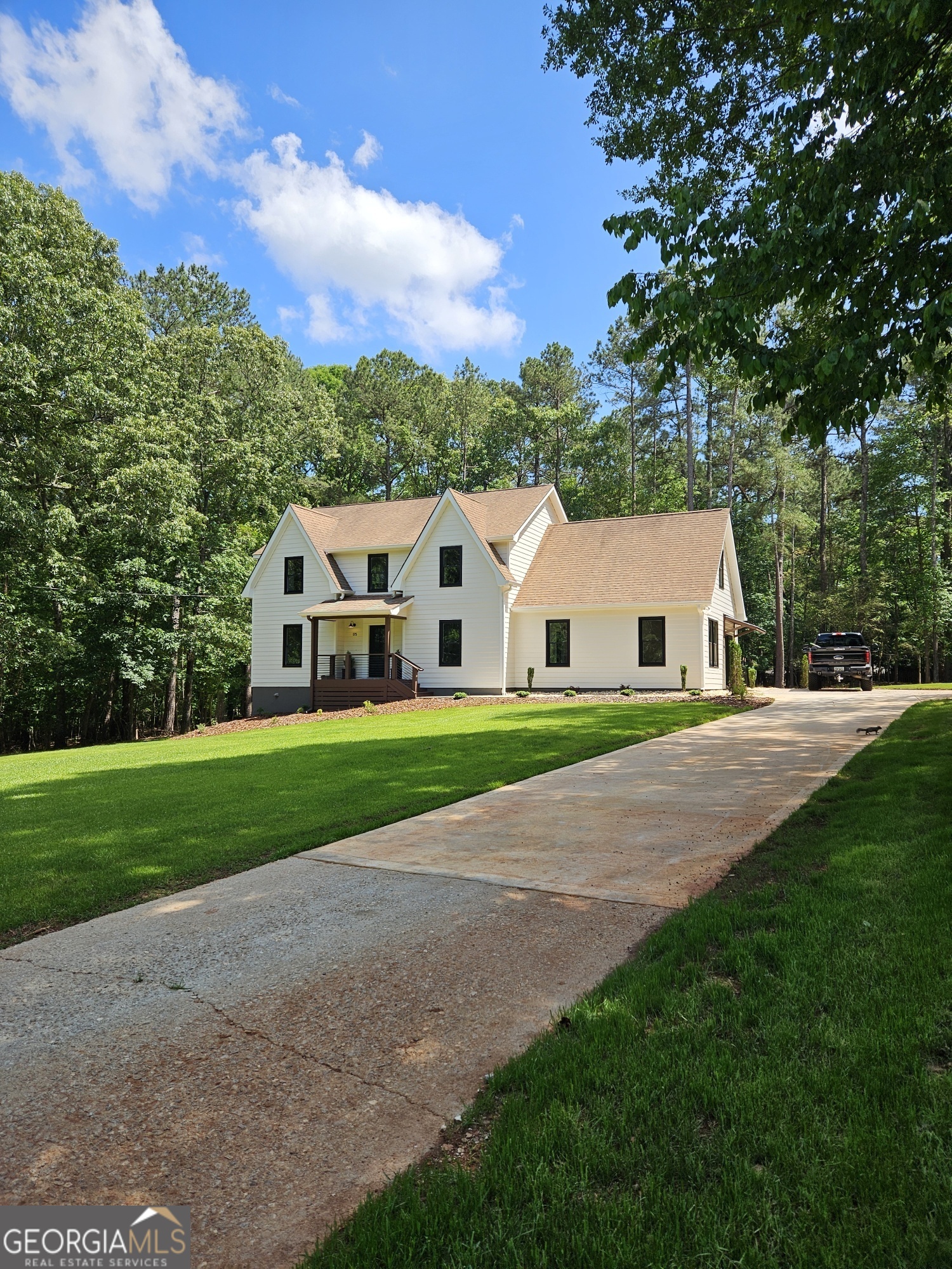 175 Forest Lake DR