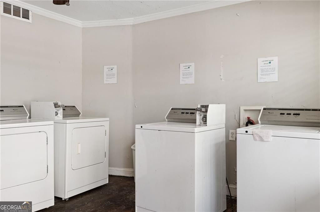 Atlanta, Georgia 30305, United States, 1 Bedroom Bedrooms, ,1 BathroomBathrooms,Residential,Active,198265