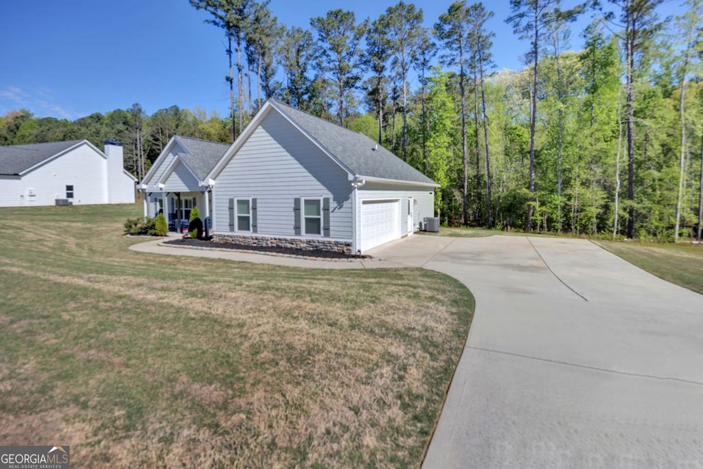 Photo of 90 Scouts Ridge Drive, Covington, GA 30016 (MLS # 10734870)