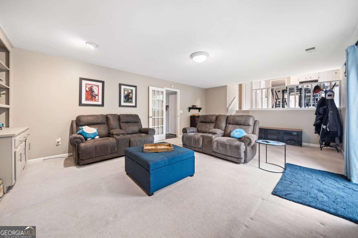 Country Plantation - Residential